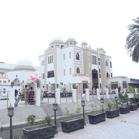 Shahi Palace Hotel Chichawatni Екстер'єр фото
