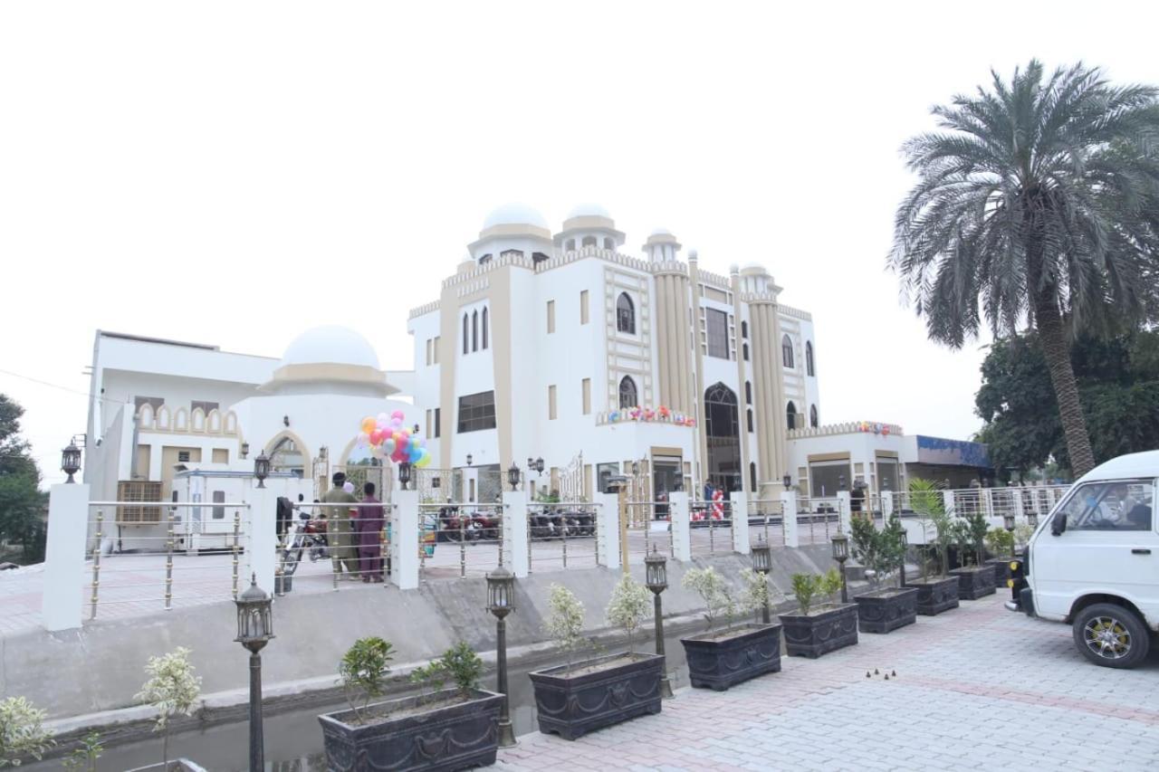 Shahi Palace Hotel Chichawatni Екстер'єр фото